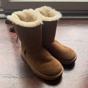 Kids Tan Ugg Boots with Bows